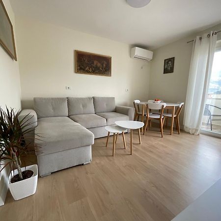 Spring Apartment In Përmet 외부 사진