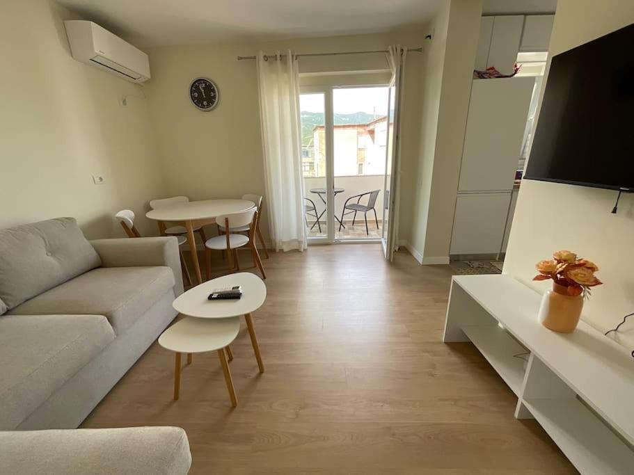 Spring Apartment In Përmet 외부 사진